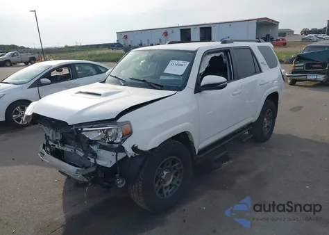2019 Toyota 4Runner Trd Off Road Premium z USA, uszkodzony, nr VIN JTEBU5JR4K5660440